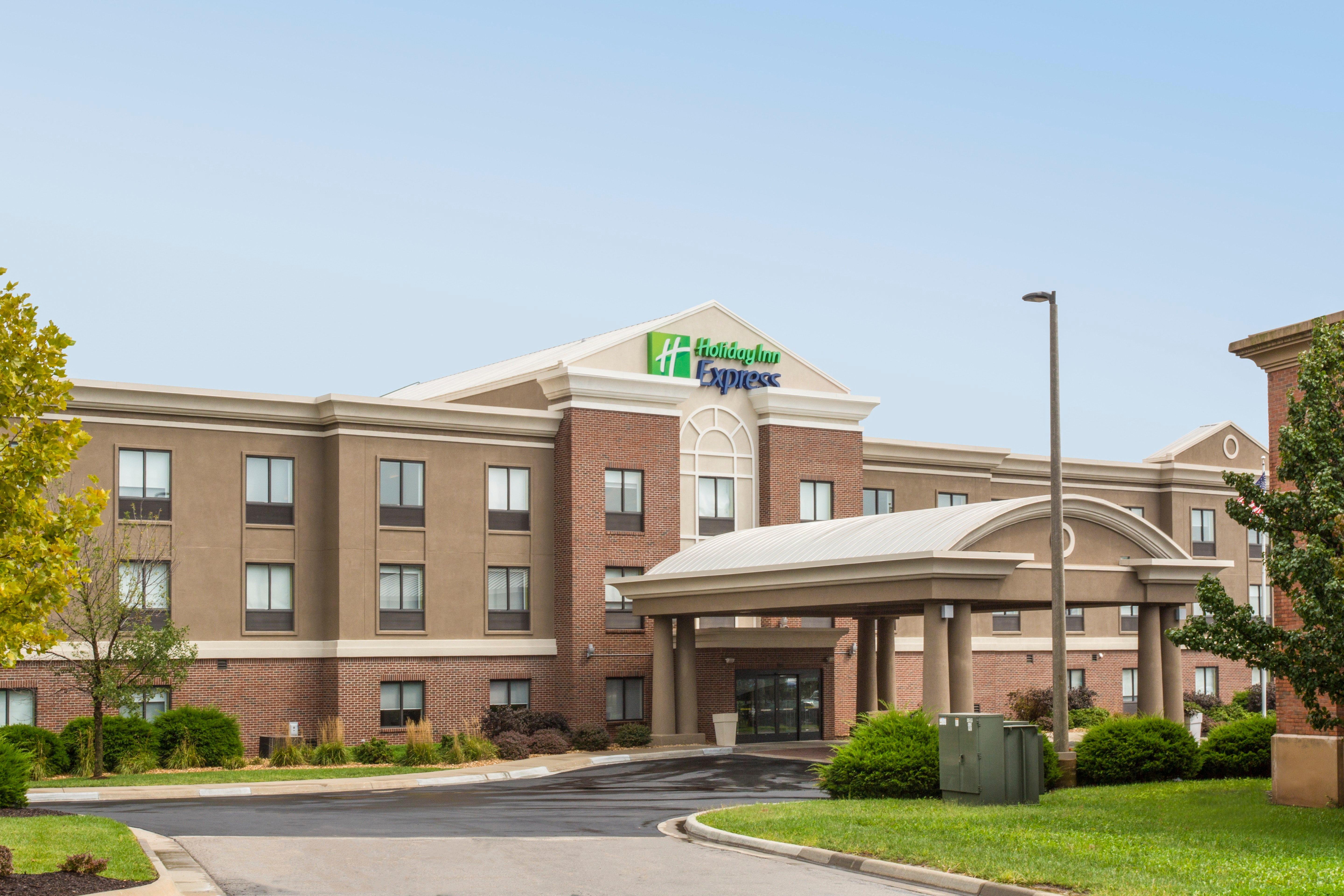 Holiday Inn Express Kansas City - At The Legends!, An Ihg Hotel Exteriör bild